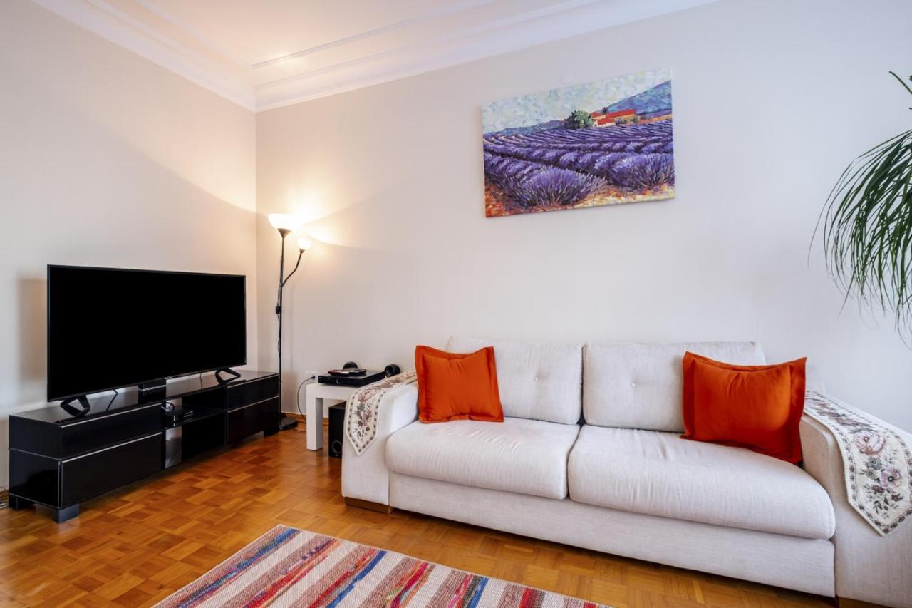 Cozy Flat Near Bagdat Street In Suadiye イスタンブール エクステリア 写真